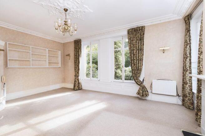 Dual Aspect Room