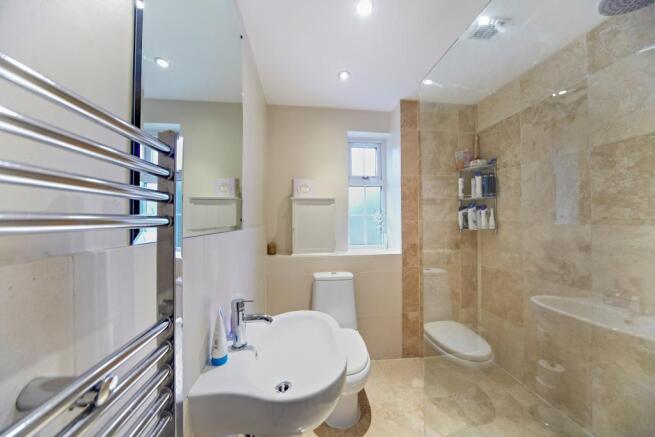 En suite shower room