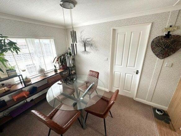Totnes Road, Paignton, Devon, TQ4 7PZ photo 4