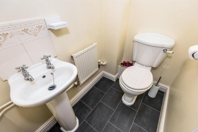 Guest Cloakroom: