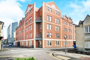 15, 2 Harding House, Harding Street, Swindon SN1 5AF