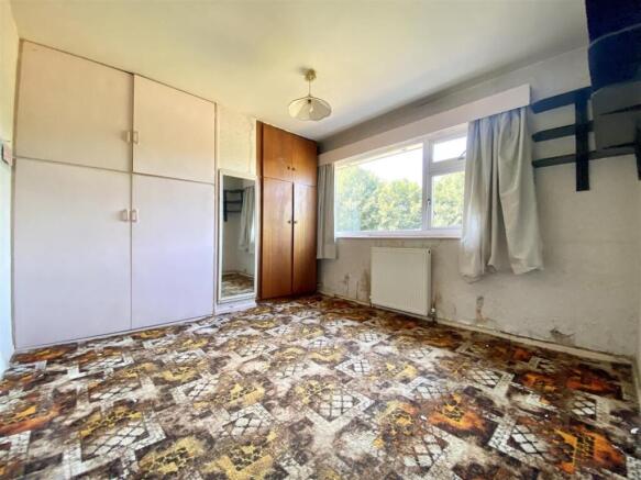 3 bed Semi-Detached for sale Image 10