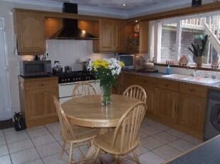 Dining kitchen