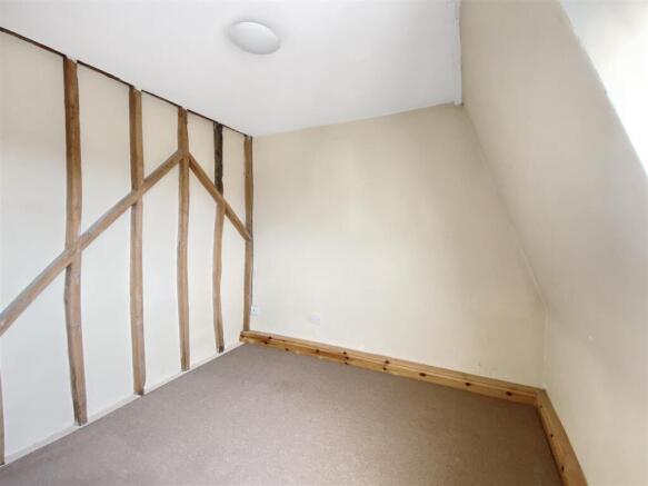 Second bedroom 2.jpg