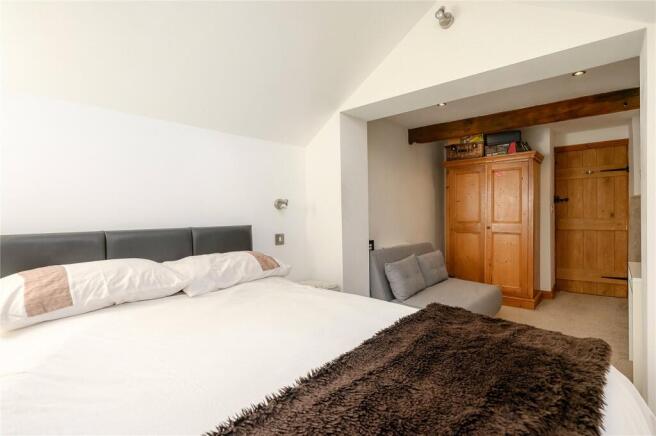 2 bed Semi-Detached for sale Image 12