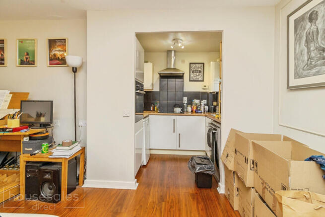 Kitchen/Living Area