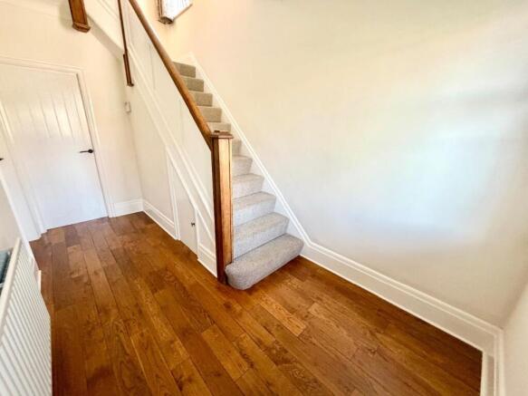 3 bed Semi-Detached for sale Image 4