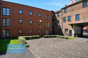 8, Hartley Court, Penstock Drive, Stoke-on-trent ST4 7GG