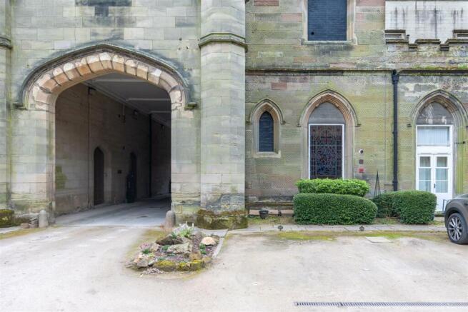 Apartment 19, Bretby Hall