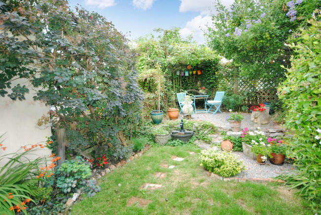 Photo 11