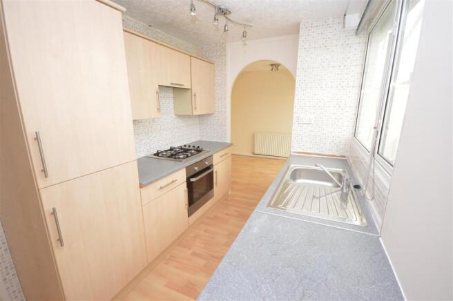Kitchen / Dining Area