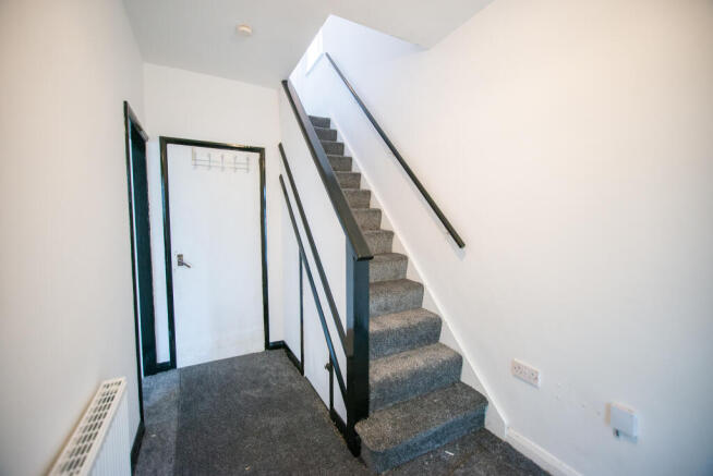 3 bed Semi-Detached to rent Image 8