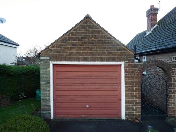 Detached Garage