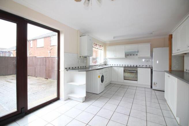 Kitchen/Dining...