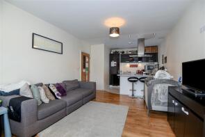 6, 226 Broomcroft Court, Acton Lane, London W4 5HU