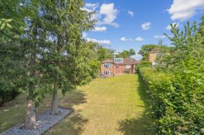 115, Holtspur Top Lane, Holtspur, Beaconsfield HP9 1DT