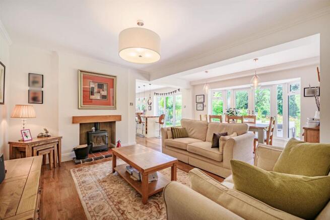 8516013-interior10.jpg