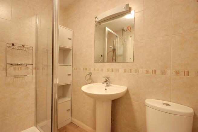 1 bed Apartment for sale Image 8