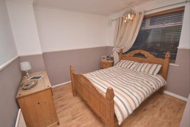 BEDROOM 2