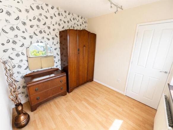 3 bed Semi-Detached for sale Image 9