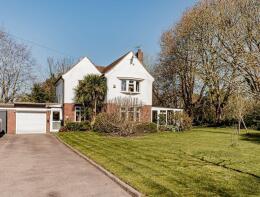 1, Stonar Gardens, Sandwich CT13 9LJ