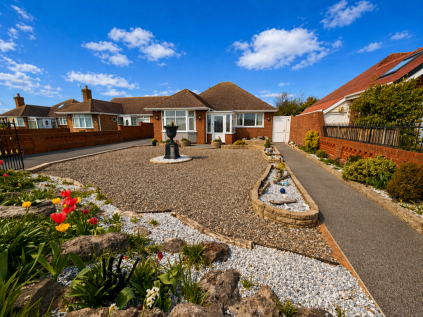 West Way, Rossall, FY7
