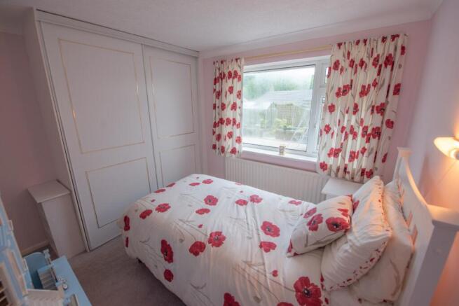 3 bed Semi-Detached Bungalow for sale Image 8