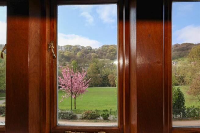 2 bed Terraced for sale Image 9