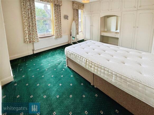3 bed Terraced for sale Image 8
