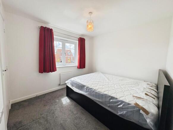 3 bed Semi-Detached for sale Image 10