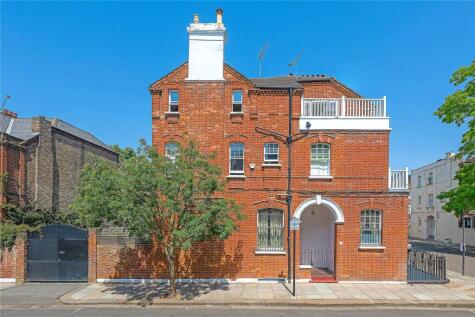 St. Andrews Road, London, W14
