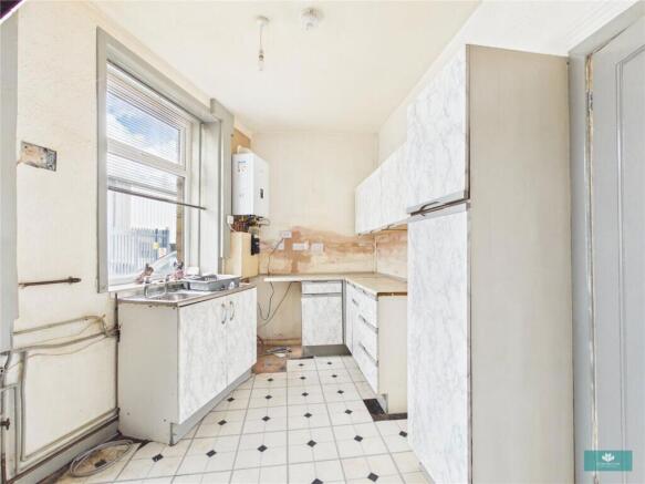 2 bed Terraced for sale Image 6