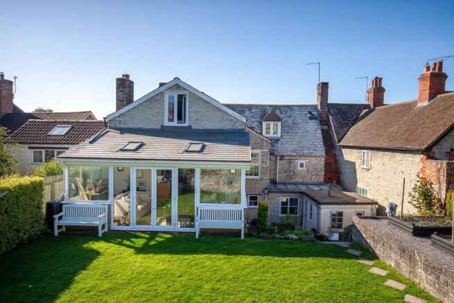 Castleton_Rear Aspect