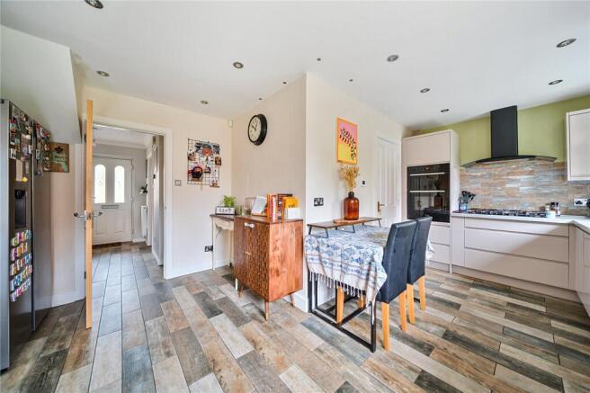3 bed Detached for sale Image 5