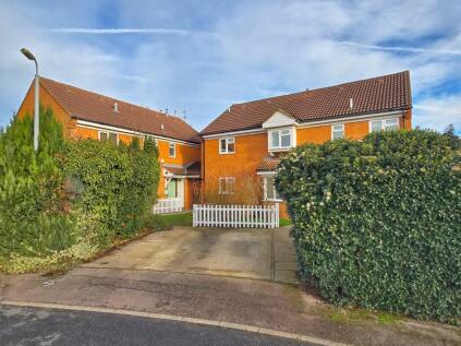 Cherry Tree Way, Ampthill, Bedfordshire, MK45