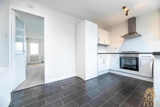 93 Latimer Drive, Bramcote (13 of 23).jpg