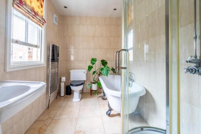 2 bed Terraced for sale Image 10