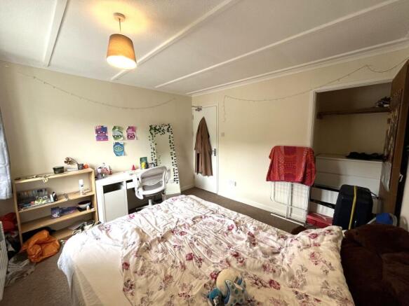 Available Room (2)