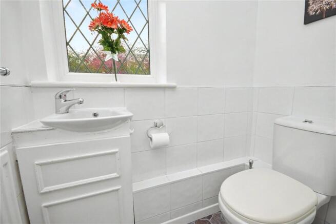 3 bed Semi-Detached for sale Image 11