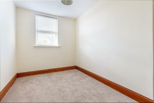Bedroom-2-2.jpg