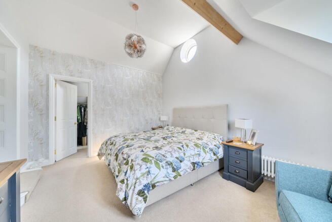3 bed Detached for sale Image 10