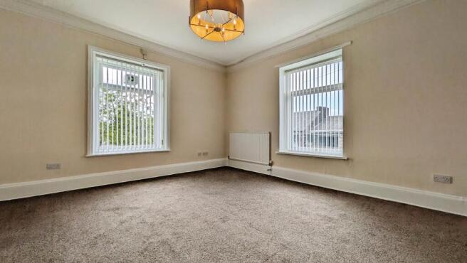 2 bed Flat to rent Image 6