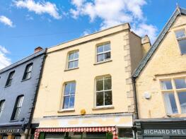 2, Middle Street, Stroud GL5 1DZ