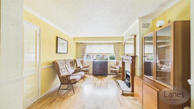 CAM02479G0-PR0075-STILL004.jpg