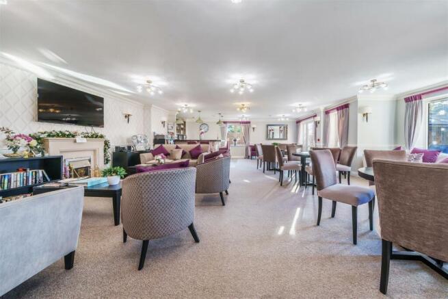 Owners Lounge (2).jpg