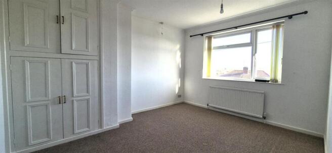 Bedroom 1.jpg