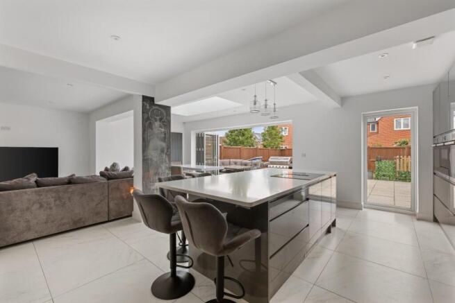 Kitchen/Dining