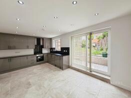 288, Birmingham Road, Lickey End B61 0EZ
