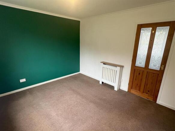 BEDROOM 1.jpeg