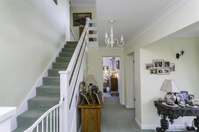 ENTRANCE HALLWAY